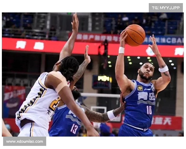 辽宁队横扫新疆队 夺CBA三连冠 创历史新篇章 辽宁队横扫新疆队 夺CBA三连冠 创历史新篇章