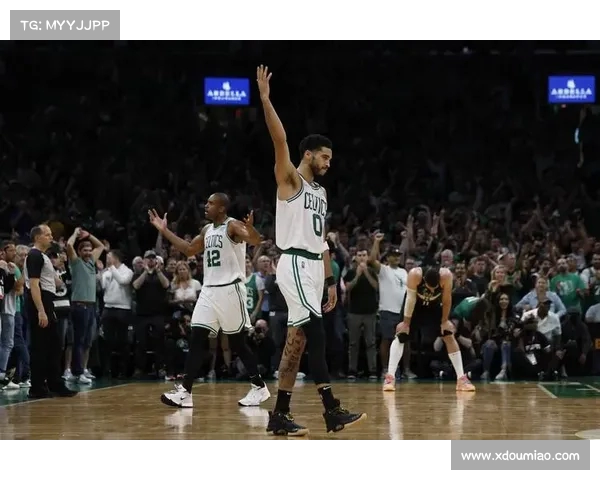 雄鹿队赛季最新战报，安特托昆博继续带队前行