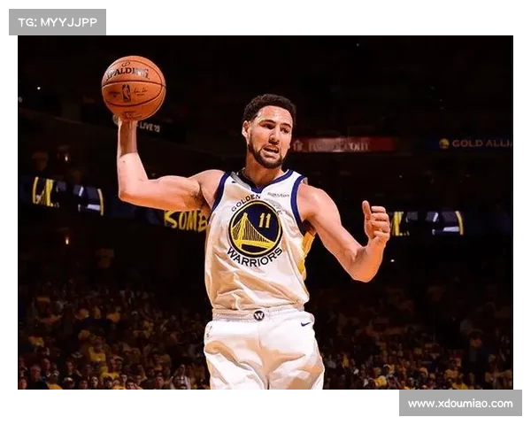 难题重重，克莱·汤普森复出再遇困难：情绪失控与心态调整(克莱汤普森还能复出吗)